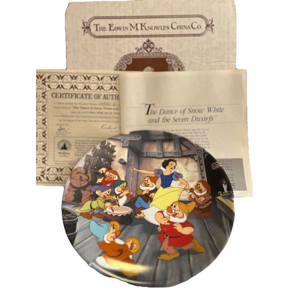 Disney Snow White Seven Dwarfs Knowles Collector Plate COA Box 1991‎ The Dance
